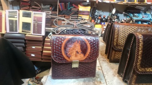 کیف دست دوز چرمی